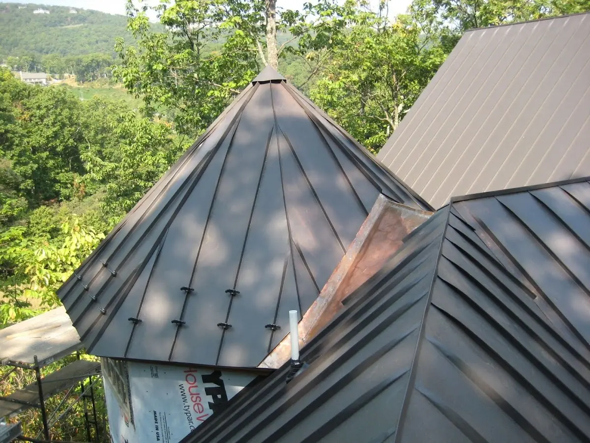 Professional Gutter Cleaning by Craftsman Roofing in Downtown Rialto